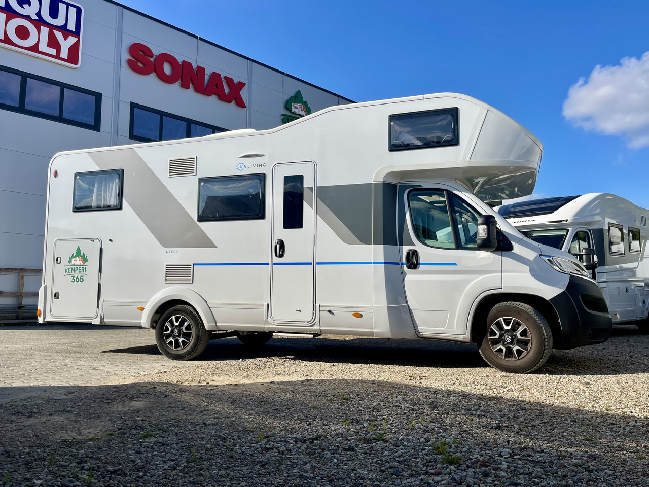 SUN LIVING A 75DP - Alkovebil: bilde 2 SUN LIVING A 75DP - Alkovebil: bilde 2