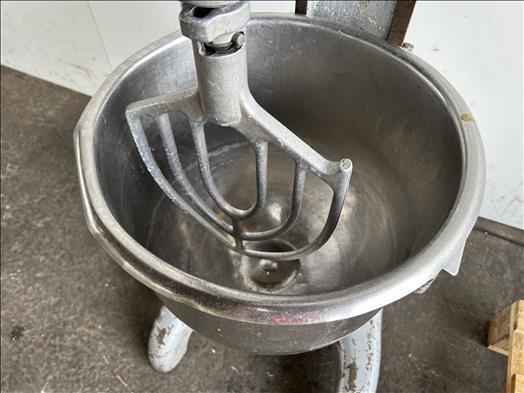 Hobart AE200 Planetary mixer - Utstyr for næringsmiddelindustrien: bilde 3 Hobart AE200 Planetary mixer - Utstyr for næringsmiddelindustrien: bilde 3