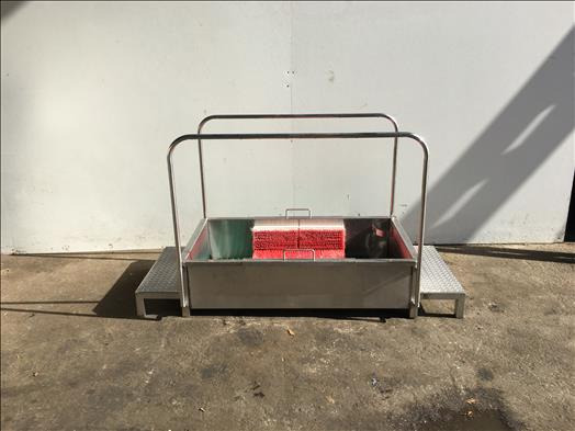 Syspal Stainless boot wash station - Utstyr for næringsmiddelindustrien: bilde 1 Syspal Stainless boot wash station - Utstyr for næringsmiddelindustrien: bilde 1