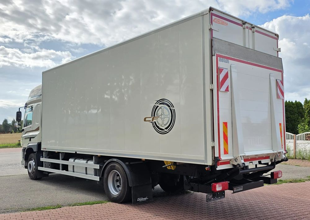 DAF CF 330 / 10.2017 / KONTENER MEBLOWY / IZOTERMA / WINDA / 18 PALET / E6 / NISKI PRZEBIEG / Z NIEMIEC / JAK NOWY / DUŻY SILNIK 10 837cm3// - Skapbil: bilde 5 DAF CF 330 / 10.2017 / KONTENER MEBLOWY / IZOTERMA / WINDA / 18 PALET / E6 / NISKI PRZEBIEG / Z NIEMIEC / JAK NOWY / DUŻY SILNIK 10 837cm3// - Skapbil: bilde 5