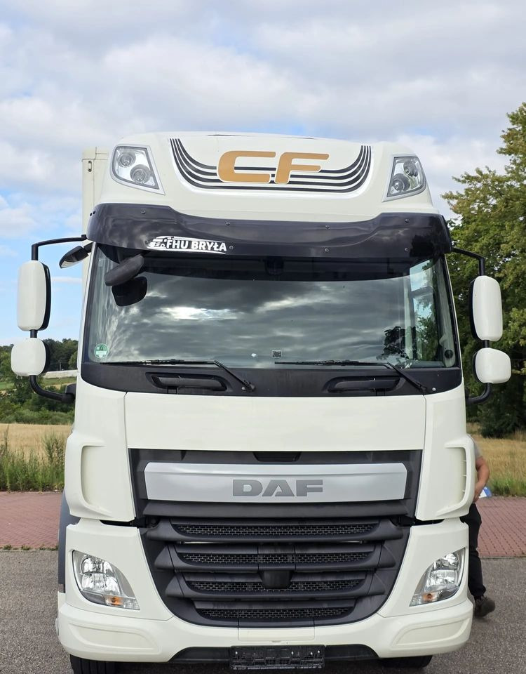 DAF CF 330 / 10.2017 / KONTENER MEBLOWY / IZOTERMA / WINDA / 18 PALET / E6 / NISKI PRZEBIEG / Z NIEMIEC / JAK NOWY / DUŻY SILNIK 10 837cm3// - Skapbil: bilde 3 DAF CF 330 / 10.2017 / KONTENER MEBLOWY / IZOTERMA / WINDA / 18 PALET / E6 / NISKI PRZEBIEG / Z NIEMIEC / JAK NOWY / DUŻY SILNIK 10 837cm3// - Skapbil: bilde 3