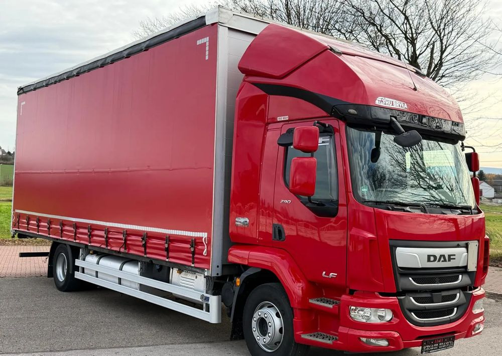 DAF LF 260 / WINDA / 16TON DMC / 3M WYSOKOŚĆ / JUMBO / FIRANKA / SYPIALKA / AUTOMAT / JEDEN WŁAŚCICIE / EURO 6 / 2017/ SPROWADZONY / 19 PALET / DUŻA ŁADOWNOŚĆ / - Kapellbil: bilde 2 DAF LF 260 / WINDA / 16TON DMC / 3M WYSOKOŚĆ / JUMBO / FIRANKA / SYPIALKA / AUTOMAT / JEDEN WŁAŚCICIE / EURO 6 / 2017/ SPROWADZONY / 19 PALET / DUŻA ŁADOWNOŚĆ / - Kapellbil: bilde 2