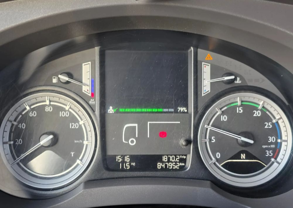 Kapellbil DAF LF 290 / WINDA / 16TON DMC / 3M WYSOKOŚĆ / JUMBO / FIRANKA / SYPIALKA / AUTOMAT / JEDEN WŁAŚCICIE / EURO 6 / 2017/ SPROWADZONY / 19 PALET / DUŻA ŁADOWNOŚĆ /: bilde 18 Kapellbil DAF LF 290 / WINDA / 16TON DMC / 3M WYSOKOŚĆ / JUMBO / FIRANKA / SYPIALKA / AUTOMAT / JEDEN WŁAŚCICIE / EURO 6 / 2017/ SPROWADZONY / 19 PALET / DUŻA ŁADOWNOŚĆ /: bilde 18