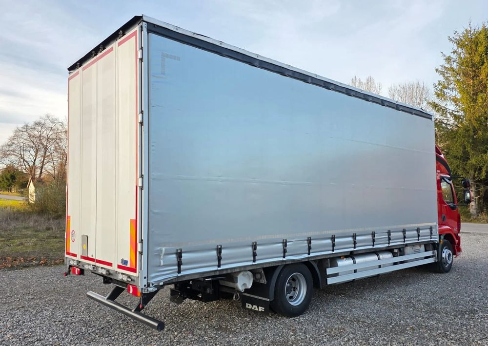 DAF LF 290 / WINDA / 16TON DMC / 3M WYSOKOŚĆ / JUMBO / FIRANKA / SYPIALKA / AUTOMAT / JEDEN WŁAŚCICIE / EURO 6 / 2017/ SPROWADZONY / 19 PALET / DUŻA ŁADOWNOŚĆ / - Kapellbil: bilde 5 DAF LF 290 / WINDA / 16TON DMC / 3M WYSOKOŚĆ / JUMBO / FIRANKA / SYPIALKA / AUTOMAT / JEDEN WŁAŚCICIE / EURO 6 / 2017/ SPROWADZONY / 19 PALET / DUŻA ŁADOWNOŚĆ / - Kapellbil: bilde 5