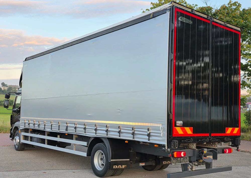 DAF LF 290 / WINDA / 16TON DMC / FIRANKA / SYPIALKA / AUTOMAT / JEDEN WŁAŚCICIE / EURO 6 / 2019 / SPROWADZONY / 20PALET / NISKI PRZEBIEG / DUŻA ŁADOWNOŚĆ / JAK NOWY - Kapellbil: bilde 4 DAF LF 290 / WINDA / 16TON DMC / FIRANKA / SYPIALKA / AUTOMAT / JEDEN WŁAŚCICIE / EURO 6 / 2019 / SPROWADZONY / 20PALET / NISKI PRZEBIEG / DUŻA ŁADOWNOŚĆ / JAK NOWY - Kapellbil: bilde 4