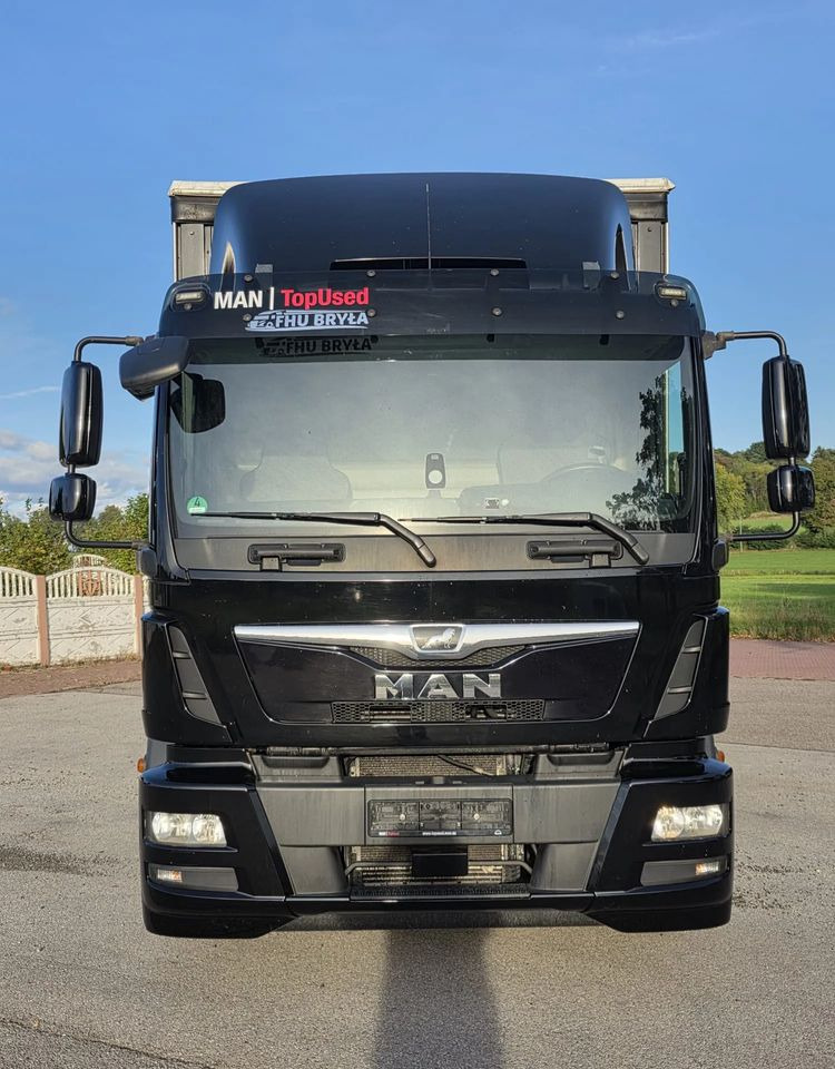 MAN TGM 12.290 / 15.290 / E6/ FIRANKA /BOCZNE DRZWI / BURTO-FIRANKA / 18PALET / WINDA / NISKI PRZEBIEG / 2018/ CAŁY NA PODUSZKACH / SERWISOWANY - Kapellbil: bilde 3 MAN TGM 12.290 / 15.290 / E6/ FIRANKA /BOCZNE DRZWI / BURTO-FIRANKA / 18PALET / WINDA / NISKI PRZEBIEG / 2018/ CAŁY NA PODUSZKACH / SERWISOWANY - Kapellbil: bilde 3