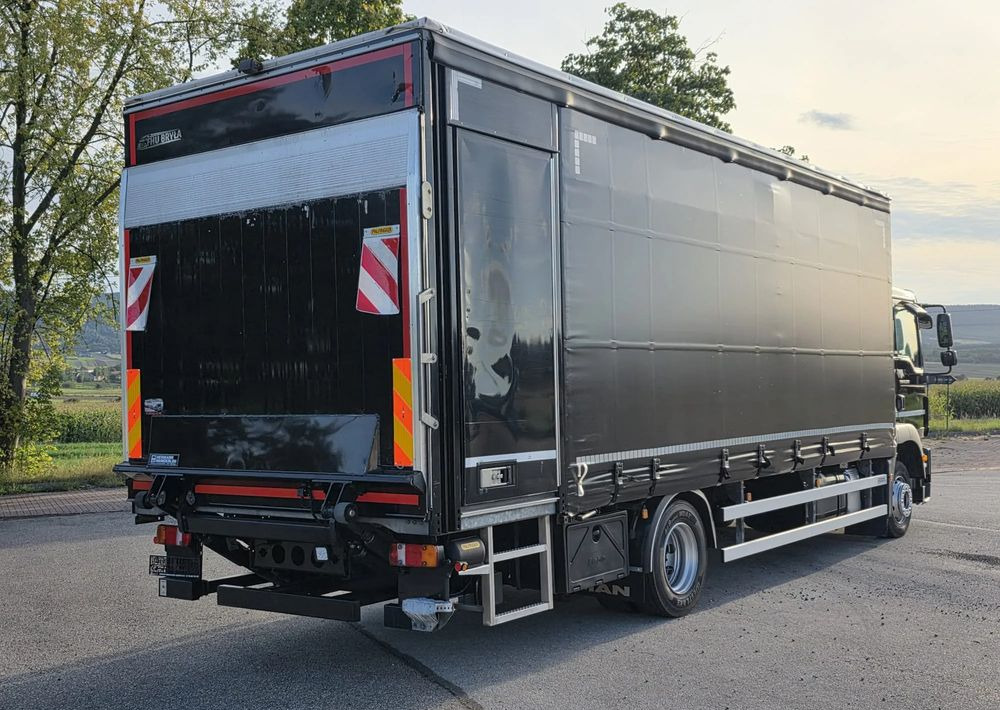 MAN TGM 12.290 / 15.290 / E6/ FIRANKA /BOCZNE DRZWI / BURTO-FIRANKA / 18PALET / WINDA / NISKI PRZEBIEG / 2018/ CAŁY NA PODUSZKACH / SERWISOWANY - Kapellbil: bilde 5 MAN TGM 12.290 / 15.290 / E6/ FIRANKA /BOCZNE DRZWI / BURTO-FIRANKA / 18PALET / WINDA / NISKI PRZEBIEG / 2018/ CAŁY NA PODUSZKACH / SERWISOWANY - Kapellbil: bilde 5