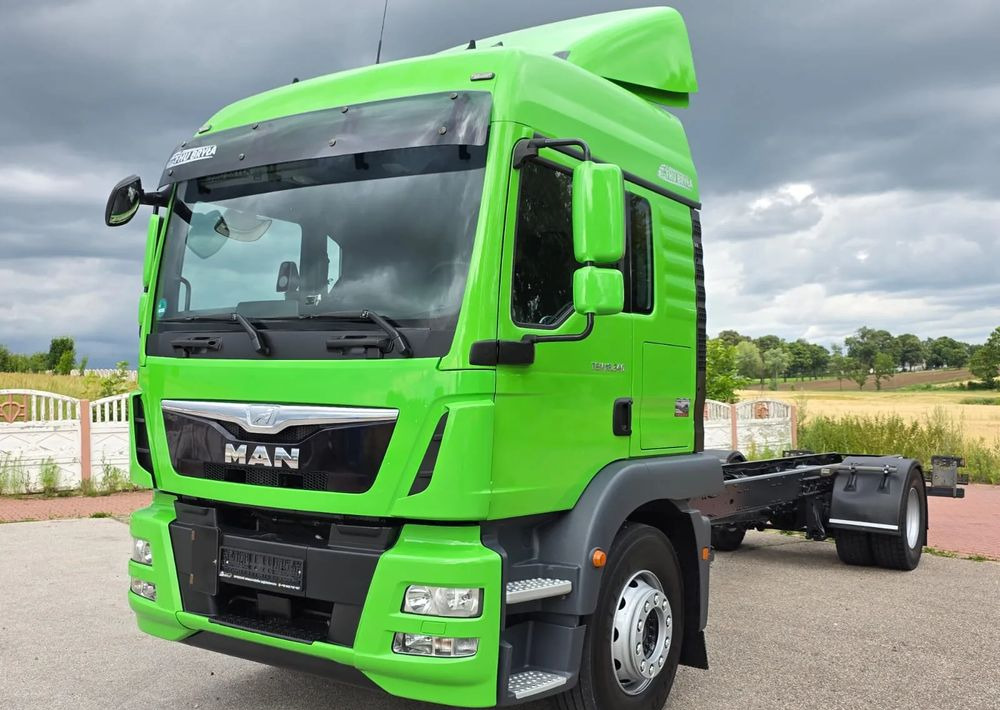 Kapellbil MAN TGM 18.340 / 18.290 / E6 / NISKI PRZEBIEG / 2016 / SERWISOWANY / ROZSTAW OSI 5.7M / RAMA DO ZABUDOWY / SYPIALKA / STAN BARDZO DOBRY / AUTOMAT: bilde 13