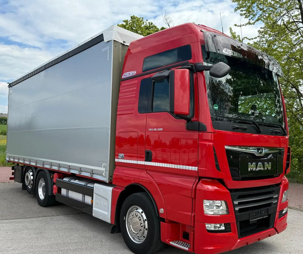 MAN TGX 26.500/LIFT/6X2/KLIMA POSTOJOWA/18PALET/E6/FIRANKA/WINDA/NISKI PRZEBIEG/JEDEN WŁAŚCICIEL/PODWIESZANA OŚ - Kapellbil: bilde 1 MAN TGX 26.500/LIFT/6X2/KLIMA POSTOJOWA/18PALET/E6/FIRANKA/WINDA/NISKI PRZEBIEG/JEDEN WŁAŚCICIEL/PODWIESZANA OŚ - Kapellbil: bilde 1