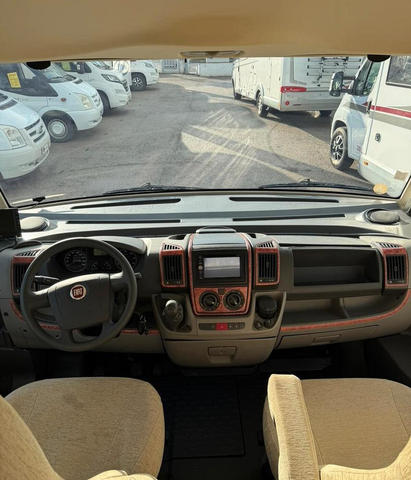 Helintegrert bobil Pilote G740: bilde 13 Helintegrert bobil Pilote G740: bilde 13