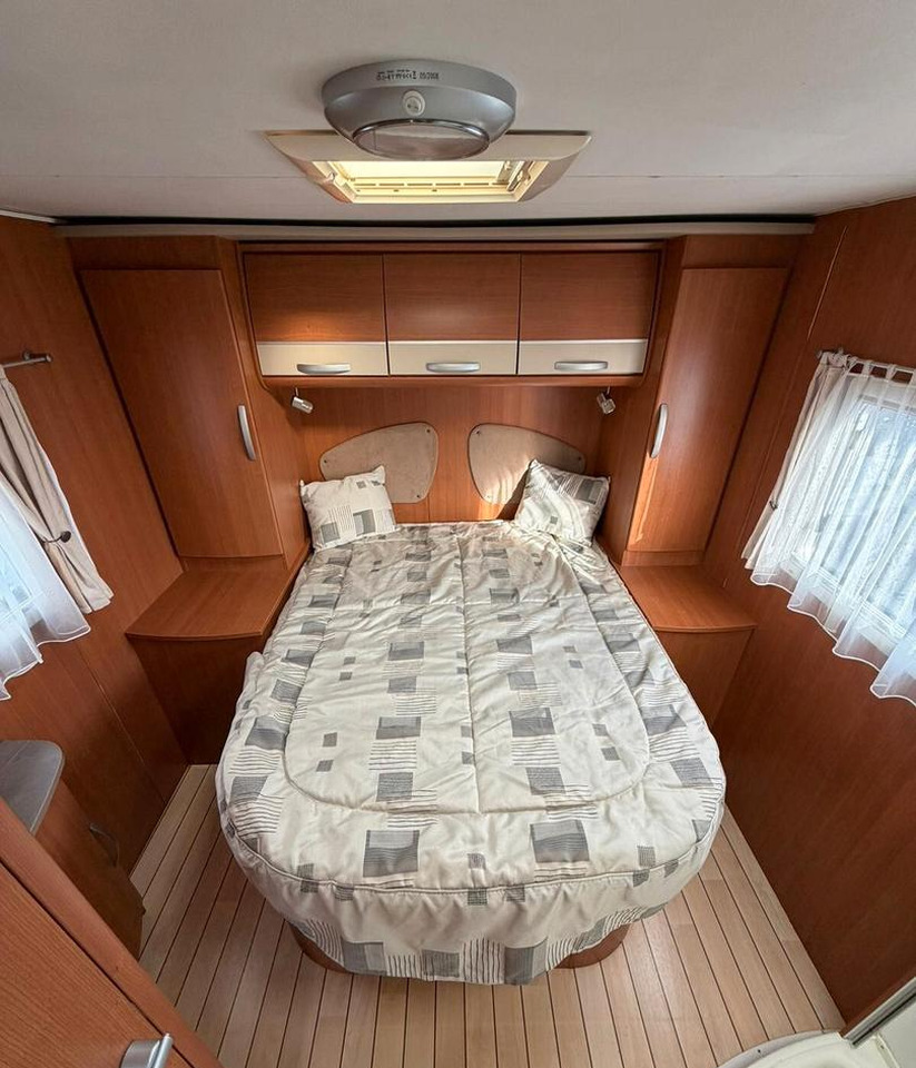 Helintegrert bobil Pilote G740: bilde 7 Helintegrert bobil Pilote G740: bilde 7