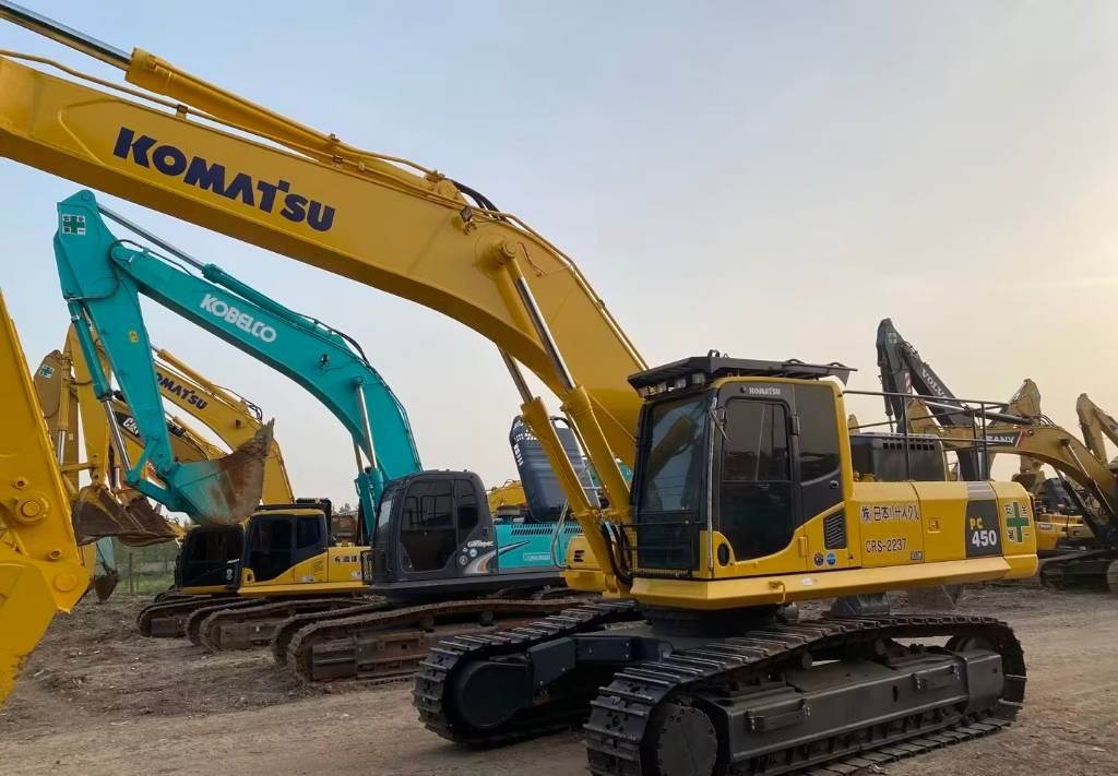 KOMATSU PC 450-8 - Beltegraver: bilde 4 KOMATSU PC 450-8 - Beltegraver: bilde 4