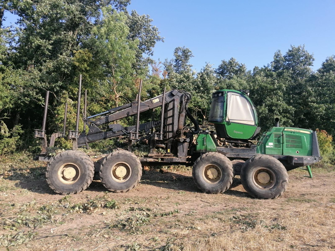 JOHN DEERE 1910E - Lassbærer: bilde 1 JOHN DEERE 1910E - Lassbærer: bilde 1
