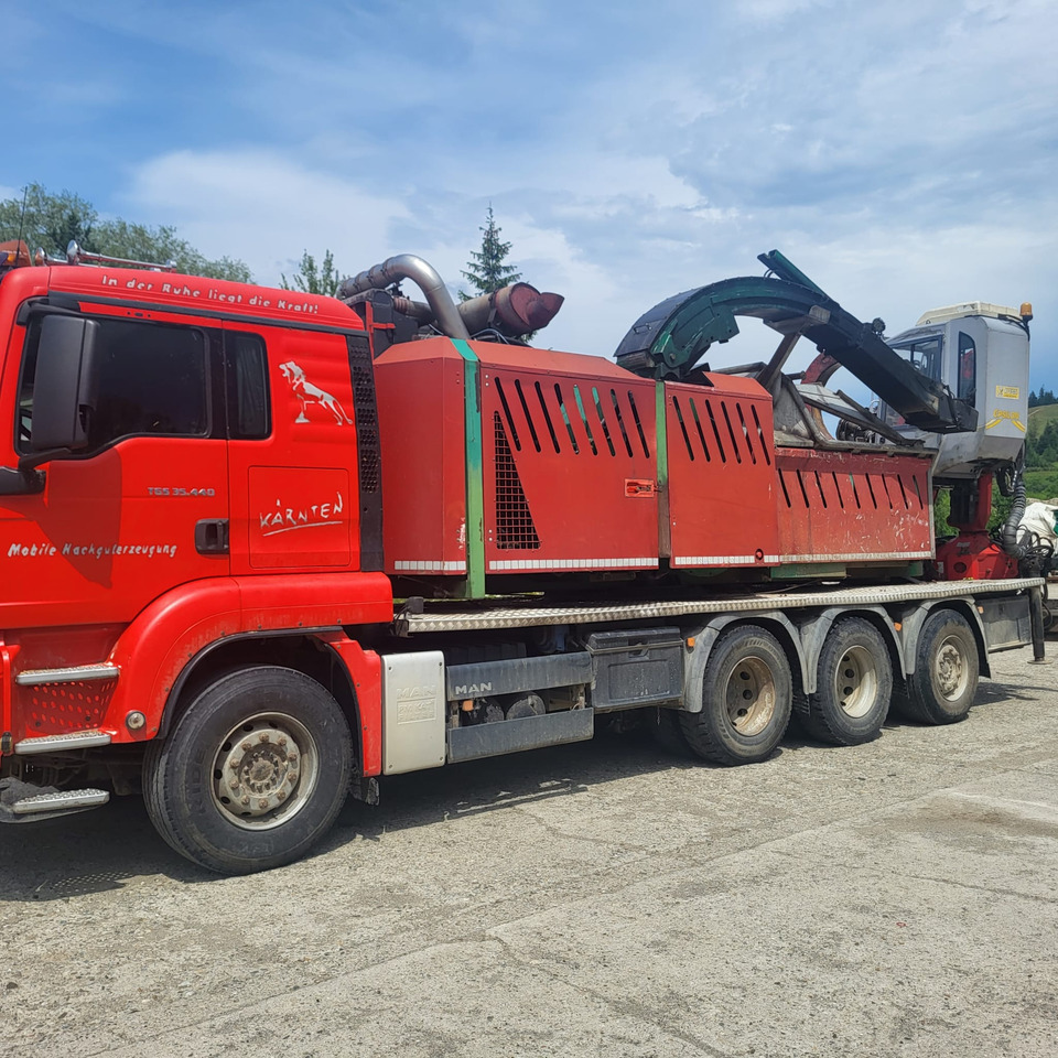 MUS-MAX Wood Terminator 10XL DLK - Flismaskin: bilde 1 MUS-MAX Wood Terminator 10XL DLK - Flismaskin: bilde 1