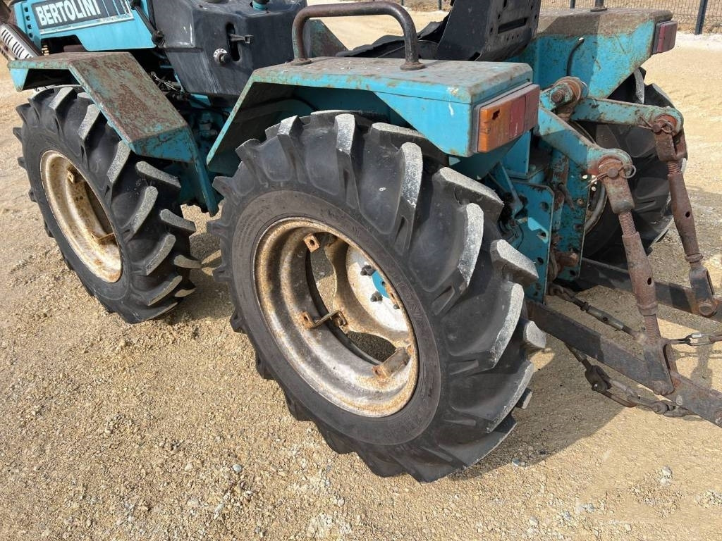 Bertolini 2033 - Traktor: bilde 4 Bertolini 2033 - Traktor: bilde 4