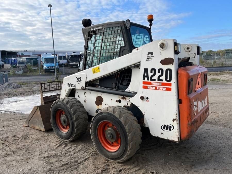 Bobcat A 220 - Kompaktlaster: bilde 4 Bobcat A 220 - Kompaktlaster: bilde 4