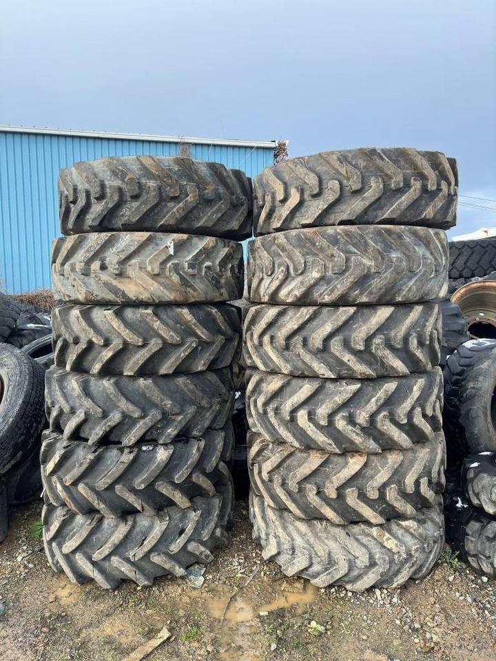 Constar BKT - Dekk for Lastebil: bilde 1 Constar BKT - Dekk for Lastebil: bilde 1