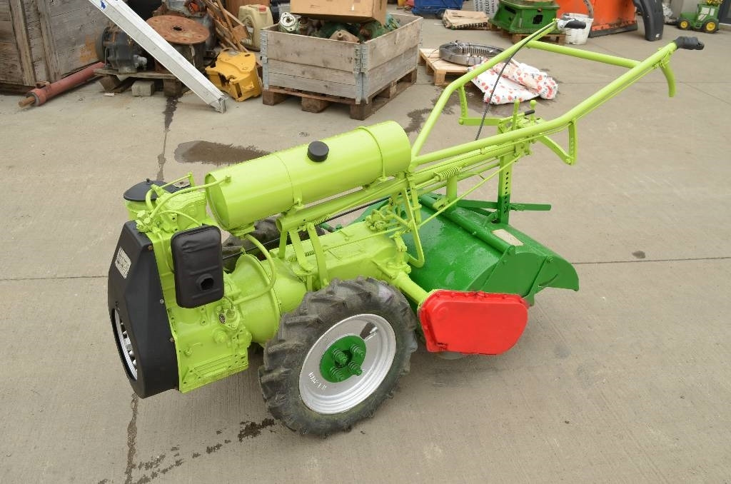 Dowdeswell RF1200 - Tohjulstraktor: bilde 2 Dowdeswell RF1200 - Tohjulstraktor: bilde 2