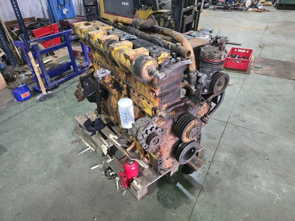 Hanomag 6 Cylinder ENGINE  - Motor for Bygg og anlegg: bilde 2 Hanomag 6 Cylinder ENGINE  - Motor for Bygg og anlegg: bilde 2