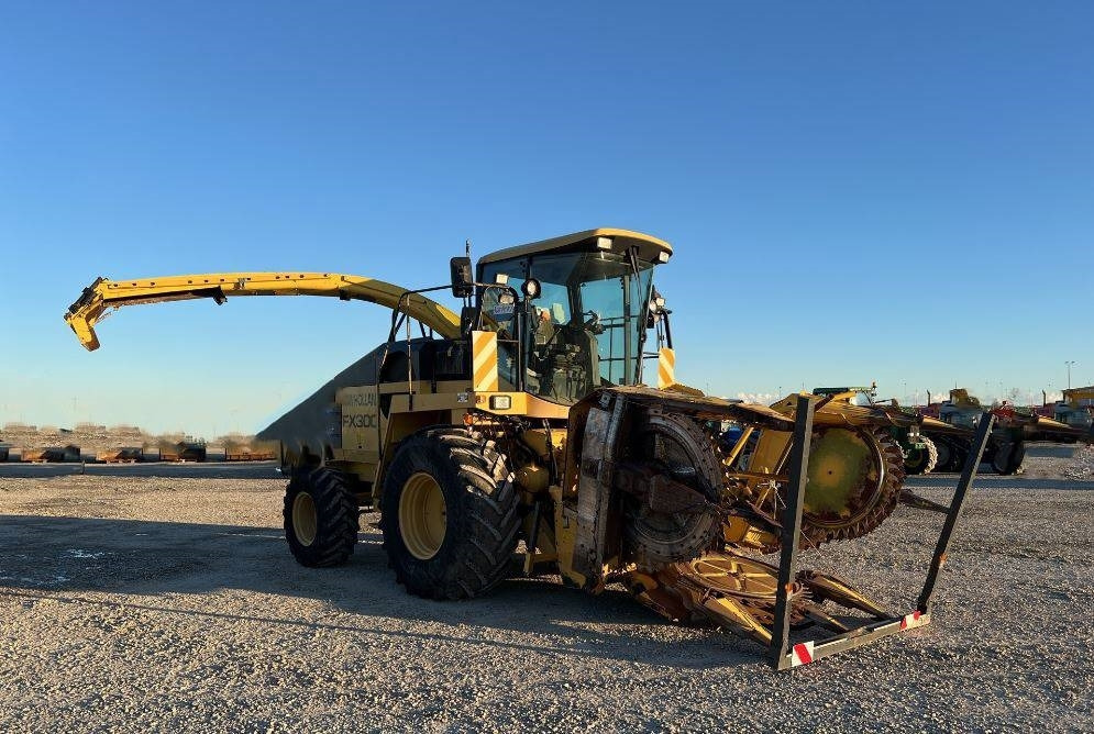 New Holland FX 300 - Skurtresker: bilde 3 New Holland FX 300 - Skurtresker: bilde 3
