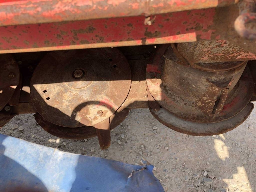 Taarup 306R - Beitepusser/ Kantklipper: bilde 5 Taarup 306R - Beitepusser/ Kantklipper: bilde 5