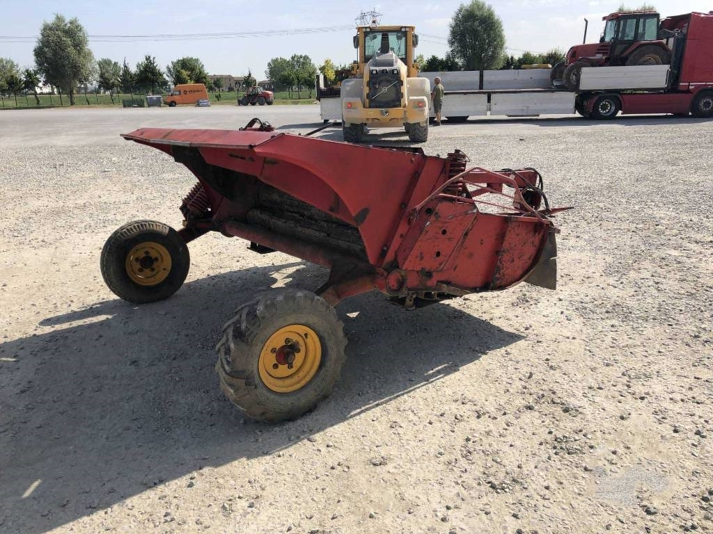 Taarup 306R - Beitepusser/ Kantklipper: bilde 3 Taarup 306R - Beitepusser/ Kantklipper: bilde 3