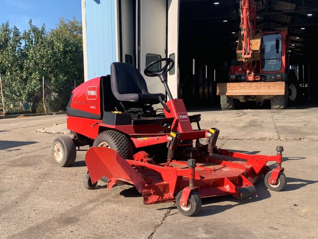 Toro Groundmaster 228D - Gressklipper: bilde 4 Toro Groundmaster 228D - Gressklipper: bilde 4