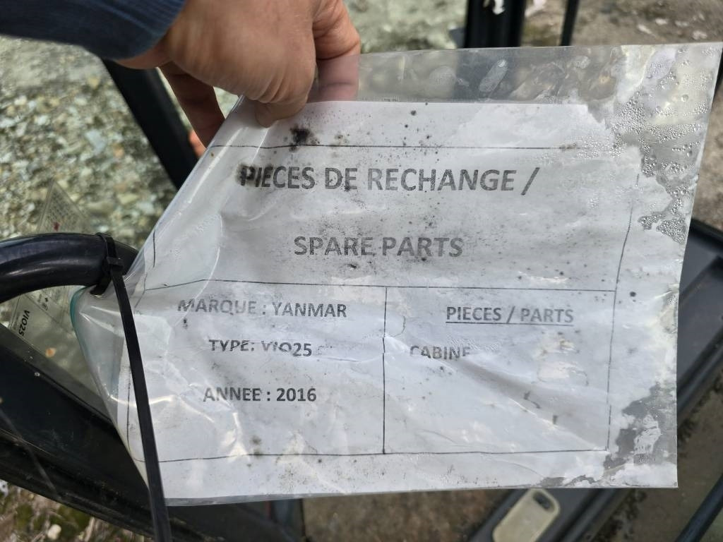 Yanmar Vio 25 Cabine - Førerhus for Bygg og anlegg: bilde 4 Yanmar Vio 25 Cabine - Førerhus for Bygg og anlegg: bilde 4