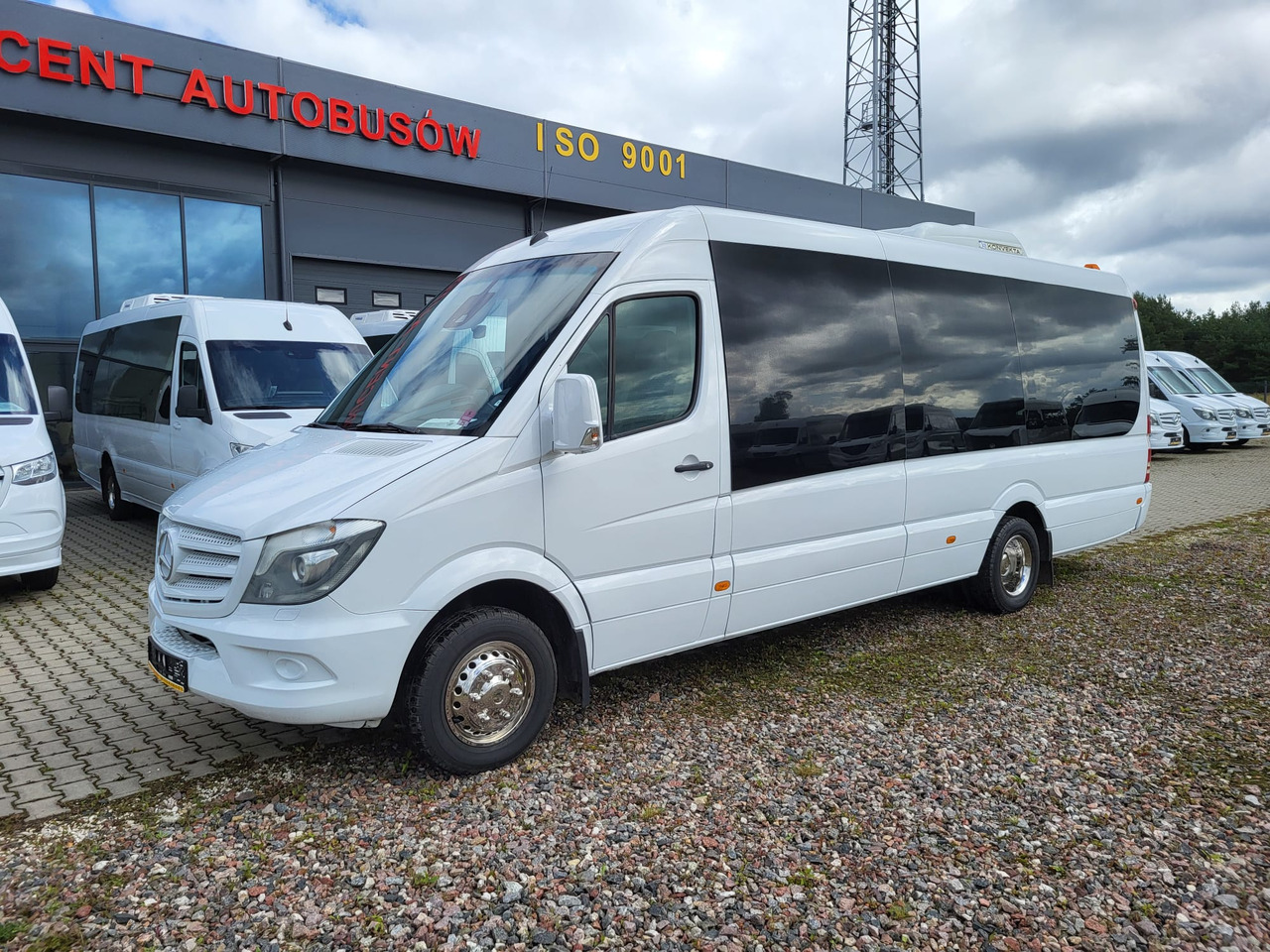 Mercedes-Benz Sprinter 519 CDI 24 seats - Turistbuss: bilde 2 Mercedes-Benz Sprinter 519 CDI 24 seats - Turistbuss: bilde 2