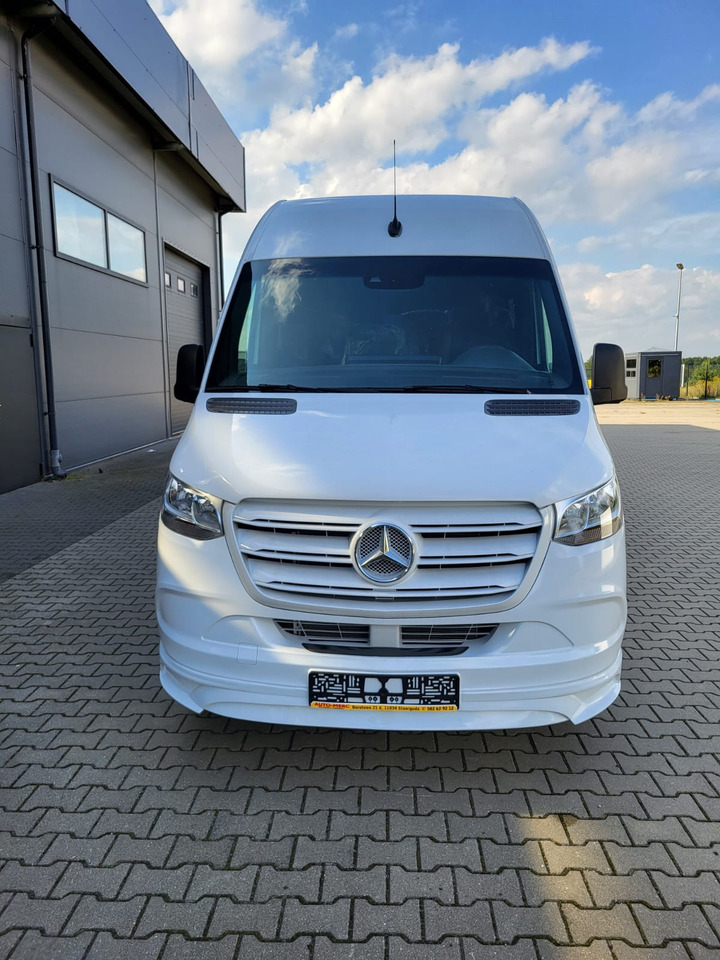 Mercedes-Benz Stinter 519 CDI 24 places + 4 standing - Turistbuss: bilde 3 Mercedes-Benz Stinter 519 CDI 24 places + 4 standing - Turistbuss: bilde 3