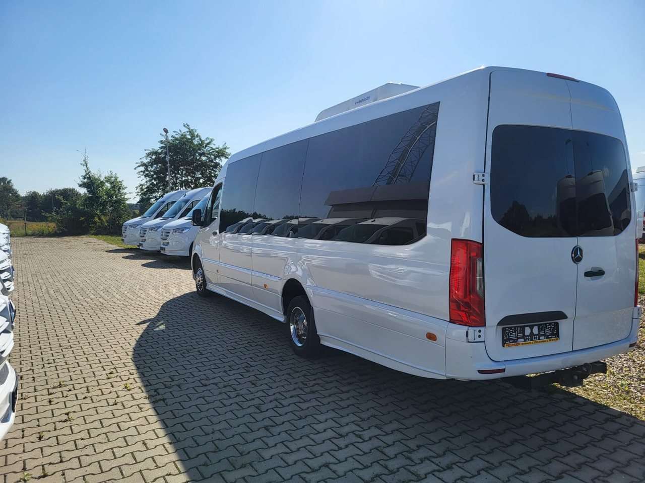 Sprinter 516 CDI 24 places + 4 standing - Forstadsbus: bilde 4 Sprinter 516 CDI 24 places + 4 standing - Forstadsbus: bilde 4