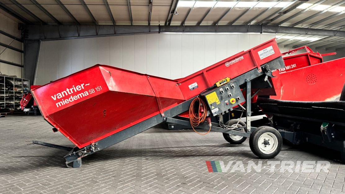 Miedema SB151 Dosing bunker - Lagringsutstyr: bilde 2 Miedema SB151 Dosing bunker - Lagringsutstyr: bilde 2