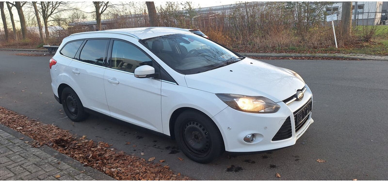 Ford Focus - Personenbil: bilde 1 Ford Focus - Personenbil: bilde 1