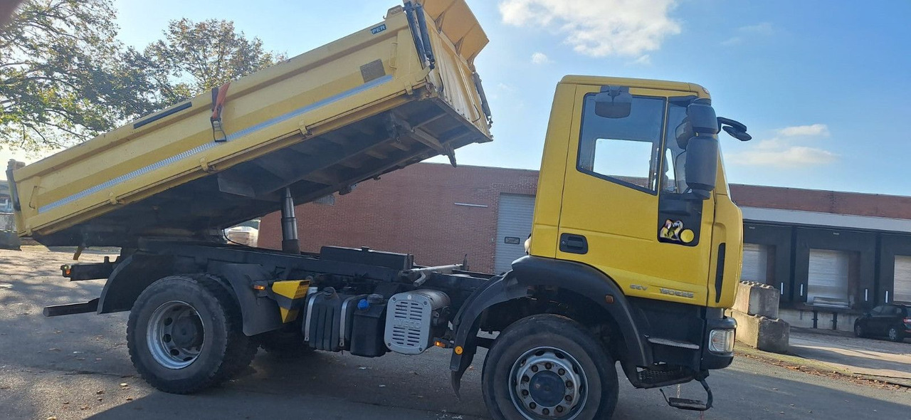 Iveco ML150E25 4x4 Kipper AHK org.93tkm 1-Hand - Tippbil: bilde 4 Iveco ML150E25 4x4 Kipper AHK org.93tkm 1-Hand - Tippbil: bilde 4