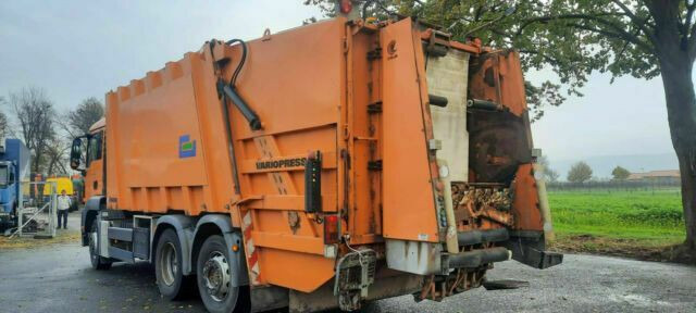 MAN 26.320 Müllwagen Faun Variopress - Søppelbil: bilde 4 MAN 26.320 Müllwagen Faun Variopress - Søppelbil: bilde 4