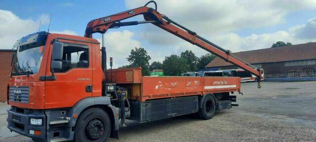 MAN TG-M18.280PS Hiab 111B-2 mit Funk - Planbil, Kranbil: bilde 3 MAN TG-M18.280PS Hiab 111B-2 mit Funk - Planbil, Kranbil: bilde 3