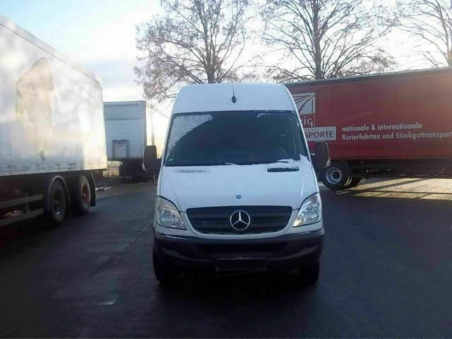 Mercedes-Benz 311 Maxi Lang Hoch German Truck - Kassebil: bilde 1 Mercedes-Benz 311 Maxi Lang Hoch German Truck - Kassebil: bilde 1