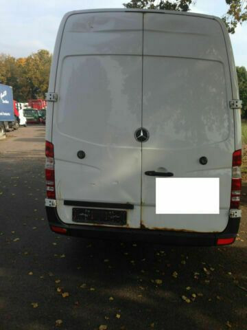 Mercedes-Benz 311 Maxi Lang Hoch Sprinter - Kassebil: bilde 4 Mercedes-Benz 311 Maxi Lang Hoch Sprinter - Kassebil: bilde 4