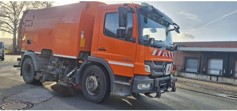 Mercedes-Benz Atego 1524 2 6-Zyl. 4x2 - Feiebil: bilde 3 Mercedes-Benz Atego 1524 2 6-Zyl. 4x2 - Feiebil: bilde 3