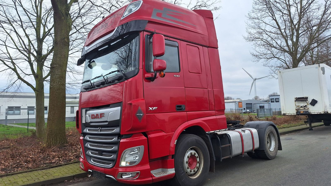 DAF 106-530 Super Spacs G.Haus/Hoch German - Trekkvogn: bilde 1 DAF 106-530 Super Spacs G.Haus/Hoch German - Trekkvogn: bilde 1