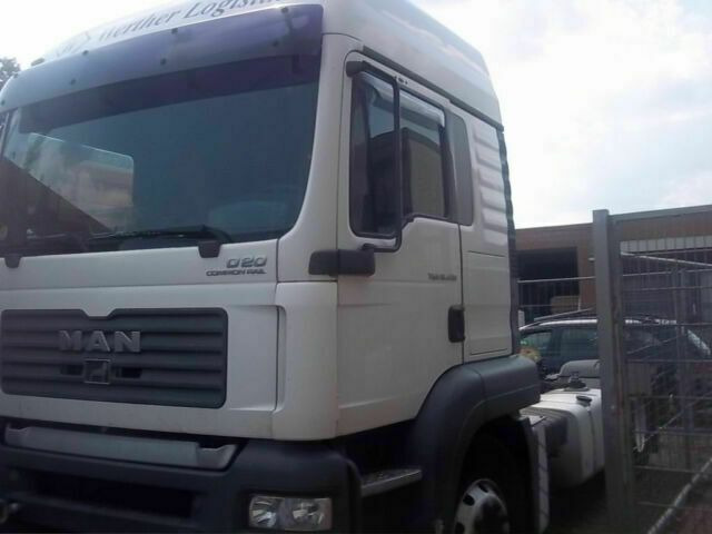 MAN 18.390 SZM G.Haus Klima ZF-Schalter - Trekkvogn: bilde 2 MAN 18.390 SZM G.Haus Klima ZF-Schalter - Trekkvogn: bilde 2