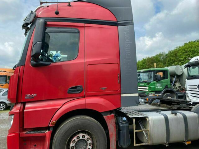 Mercedes-Benz 1842 Actros MP4 G.Haus/Hochdach Vollbaust - Trekkvogn: bilde 3 Mercedes-Benz 1842 Actros MP4 G.Haus/Hochdach Vollbaust - Trekkvogn: bilde 3