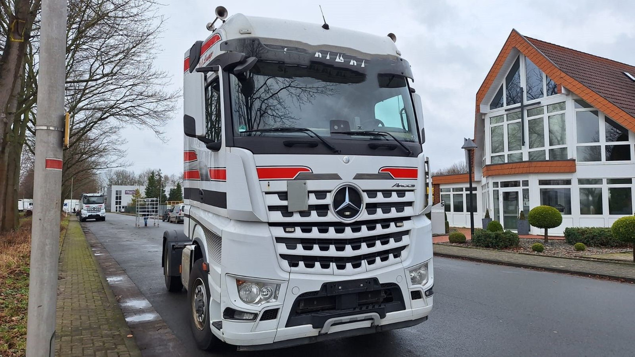 Mercedes-Benz 1845 Arocs 4x4 HD 1-Hand - Trekkvogn: bilde 2 Mercedes-Benz 1845 Arocs 4x4 HD 1-Hand - Trekkvogn: bilde 2