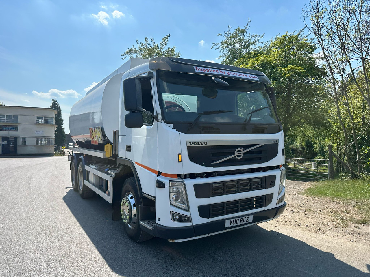 2011 Volvo FM Fuel Tanker - Tankbil: bilde 3 2011 Volvo FM Fuel Tanker - Tankbil: bilde 3