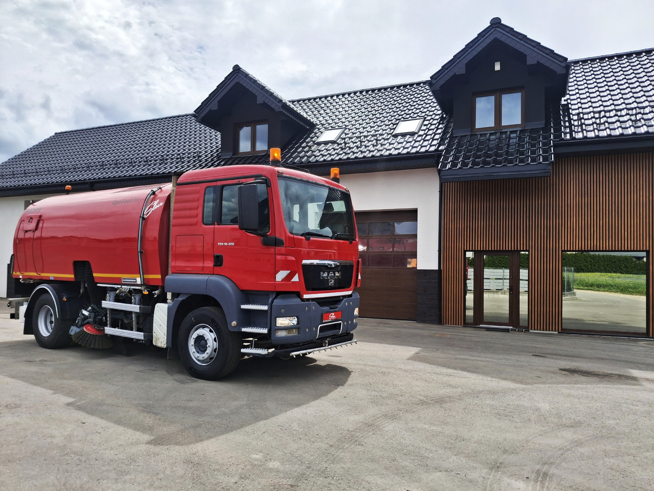 MAN TGS 18.320 Zamiatarka Kehrmaschine BUCHER 2 Motoren Karcher Szczotki L/R - Feiebil: bilde 1 MAN TGS 18.320 Zamiatarka Kehrmaschine BUCHER 2 Motoren Karcher Szczotki L/R - Feiebil: bilde 1