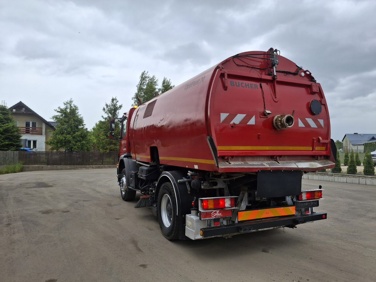 MERCEDES-BENZ Axor 1829 Zamiatarka Kehrmaschine BUCHER 2 Motoren Karcher PM10 Odchwaszczarka Sweeper - Feiebil: bilde 3 MERCEDES-BENZ Axor 1829 Zamiatarka Kehrmaschine BUCHER 2 Motoren Karcher PM10 Odchwaszczarka Sweeper - Feiebil: bilde 3