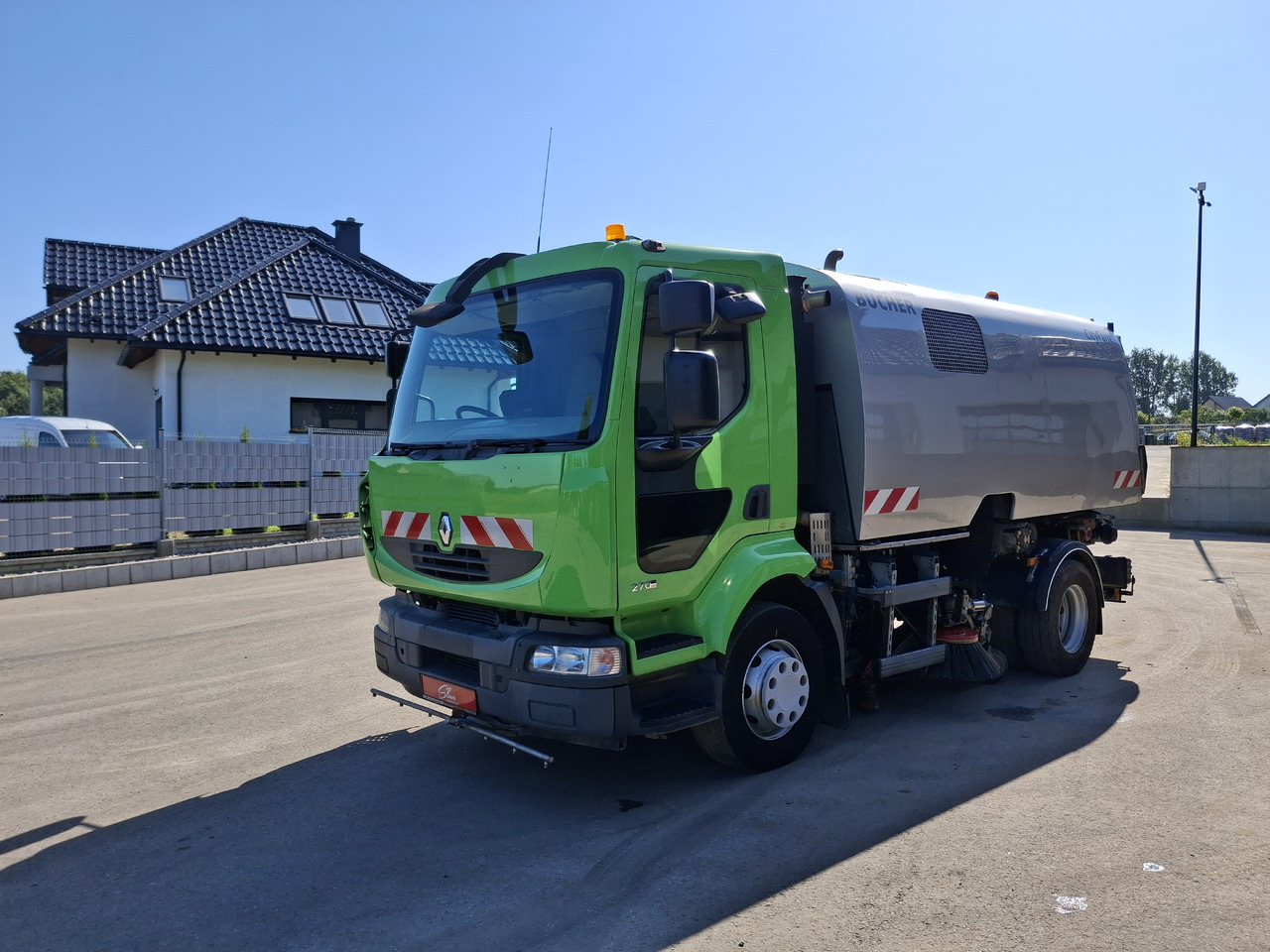 RENAULT Middlum 270 DXI Zamiatarka Kehrmaschine BUCHER Karcher L/R 2 Silniki 2 Motoren - Feiebil: bilde 2 RENAULT Middlum 270 DXI Zamiatarka Kehrmaschine BUCHER Karcher L/R 2 Silniki 2 Motoren - Feiebil: bilde 2