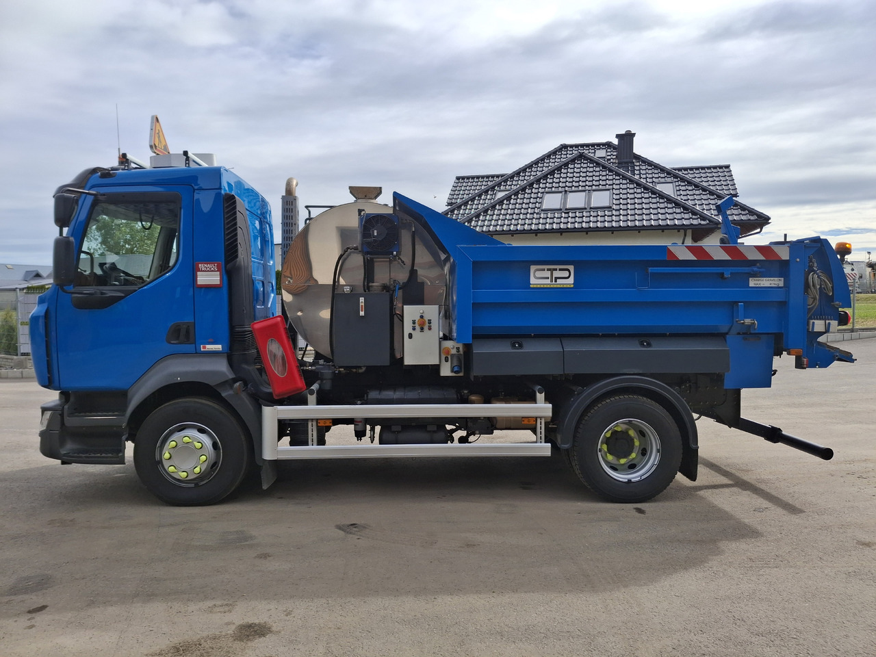 Renault D16 - Bitumensprøyte: bilde 5 Renault D16 - Bitumensprøyte: bilde 5