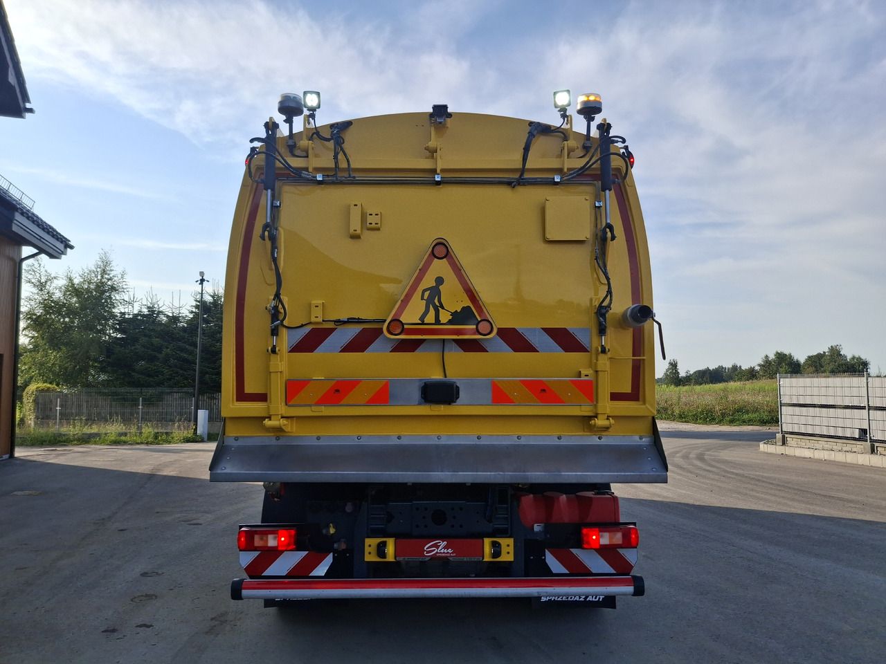 VOLVO FMX 420 Zamiatarka Kehrmaschine Euro 6 PM2.5 BROCK VS 7 TECH Karcher L/R 2145 Mth 2021r - Feiebil: bilde 5 VOLVO FMX 420 Zamiatarka Kehrmaschine Euro 6 PM2.5 BROCK VS 7 TECH Karcher L/R 2145 Mth 2021r - Feiebil: bilde 5
