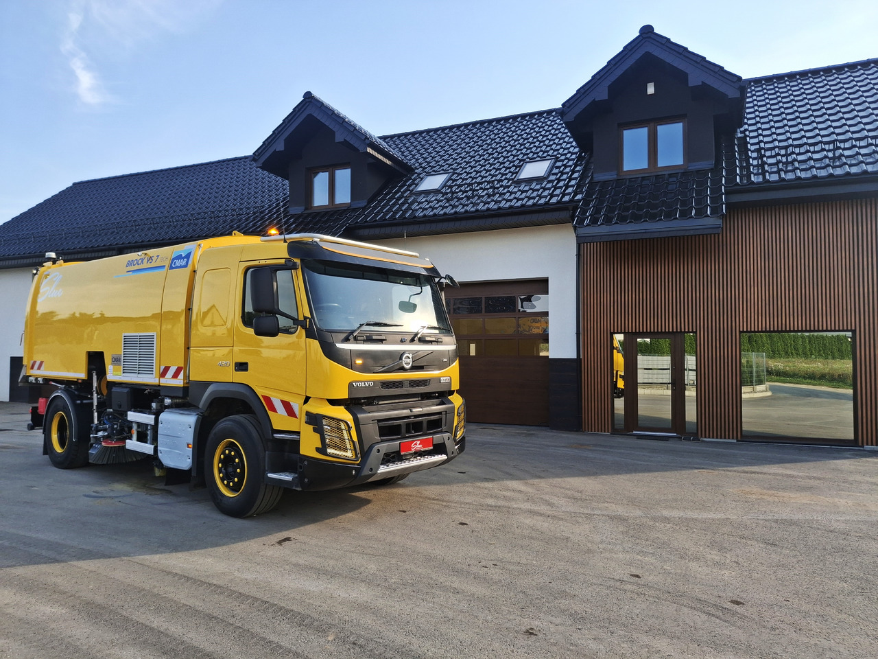 VOLVO FMX 420 Zamiatarka Kehrmaschine Euro 6 PM2.5 BROCK VS 7 TECH Karcher L/R 2145 Mth 2021r - Feiebil: bilde 1 VOLVO FMX 420 Zamiatarka Kehrmaschine Euro 6 PM2.5 BROCK VS 7 TECH Karcher L/R 2145 Mth 2021r - Feiebil: bilde 1